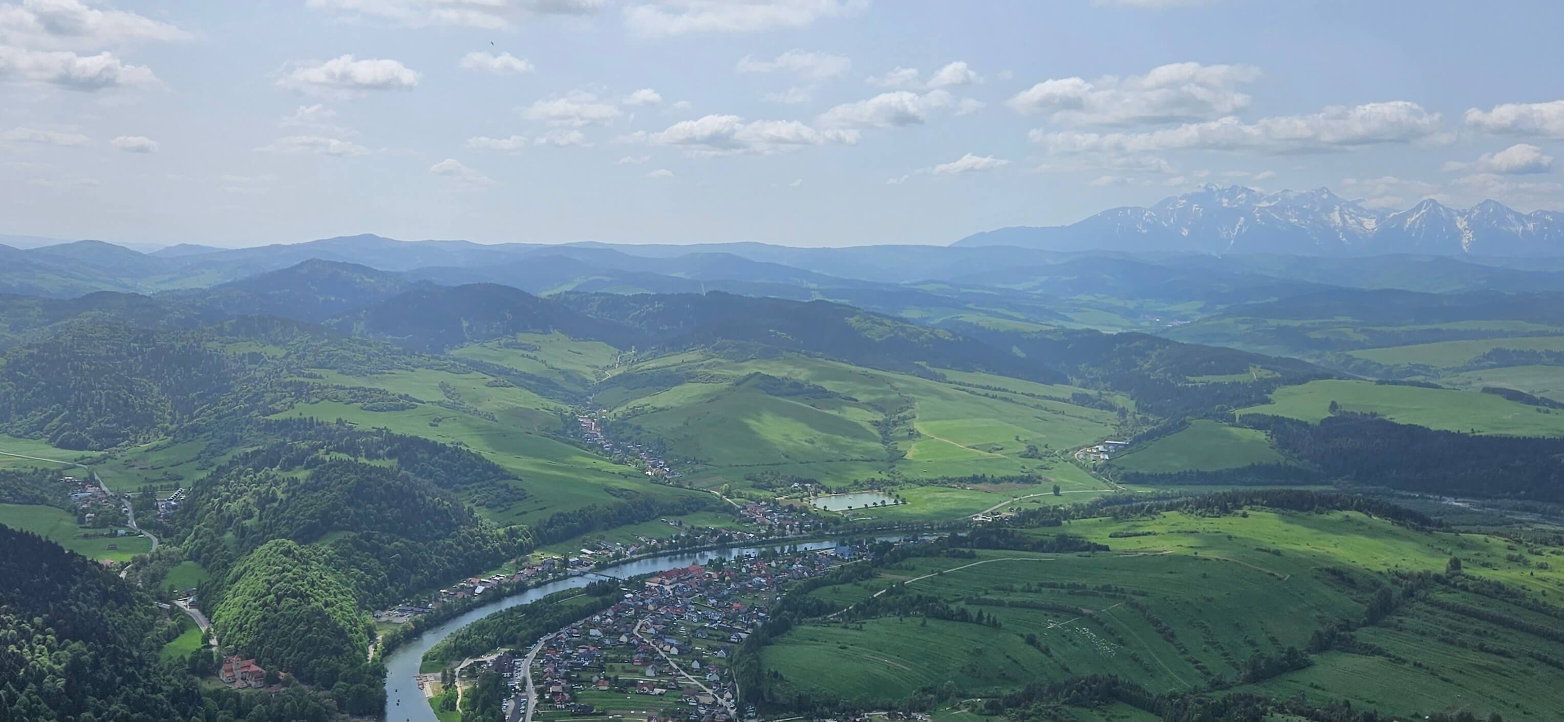 Výhľady z vrcholu Okrúhlice - Tri Koruny